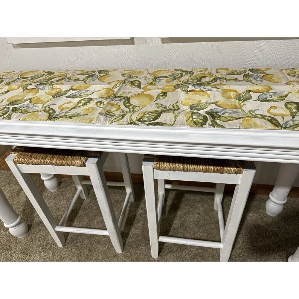 Pottery Barn Italian Farmhouse Lemon Dining Table Runner approx. 17